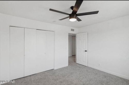 4728 E Belleview St, Phoenix, AZ, 85008-5601 | Card Image