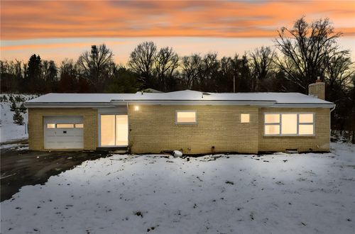 176 Mcmichael Rd, Carnegie, PA, 15106-1461 | Card Image