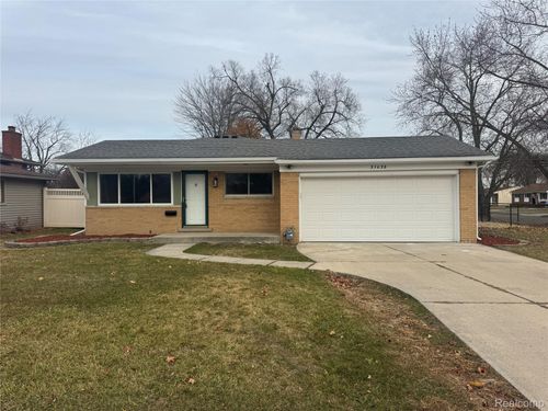 31638 Williams Ct, Rockwood, MI, 48173-1043 | Card Image