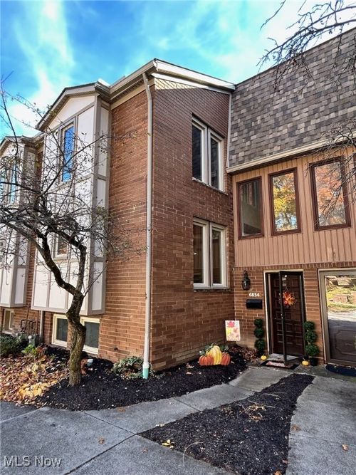 29-6854 W Fitzwater Rd, Brecksville, OH, 44141-1232 | Card Image