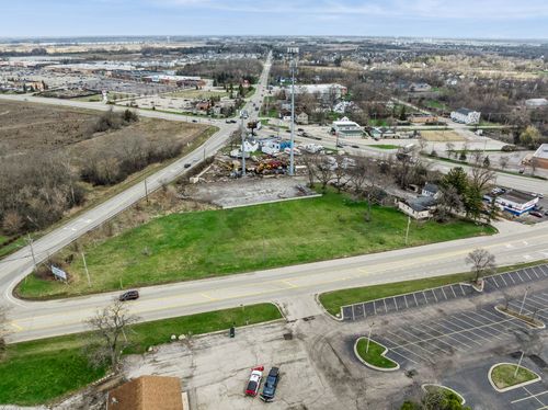 20922 W Il Route 176 Route, Mundelein, IL, 60060 | Card Image