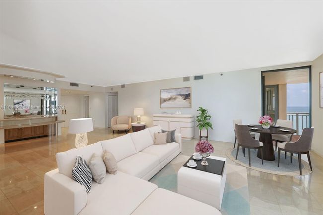 1506 - 10175 Collins Ave, Condo with 2 bedrooms, 2 bathrooms and null parking in Bal Harbour FL | Image 5