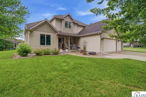 1576 La Mar Dr, North Mankato, MN, 56003-1550 | Card Image
