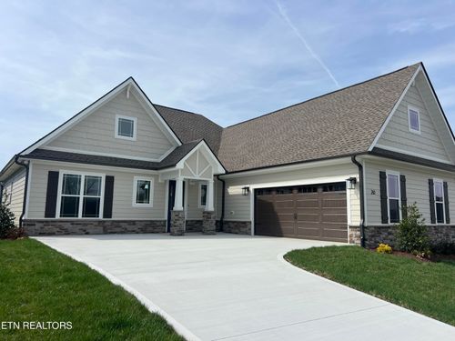246 Bittersweet Ln, Lenoir City, TN, 37771-2162 | Card Image