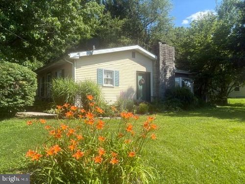 713 Old New Windsor Pike, WESTMINSTER, MD, 21157-6749 | Card Image