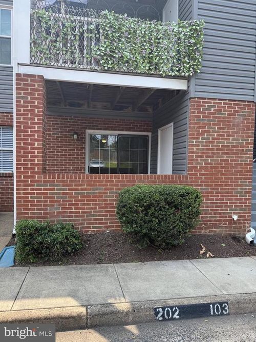 apt-72-202 Grosvenor Ln, STAFFORD, VA, 22556-4581 | Card Image
