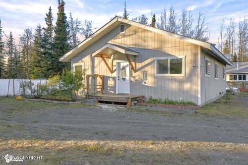 203 Cottage Cir, Kenai, AK, 99611-8146 | Card Image