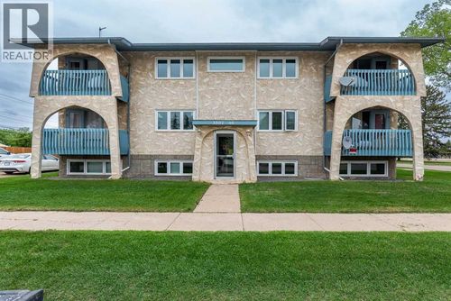 5502 49 Ave, Lloydminster, SK, S9V0V4 | Card Image