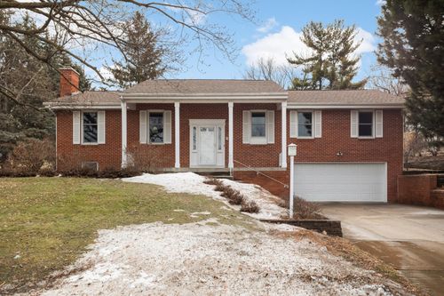 1101 Knob Hill Rd, Burnsville, MN, 55337-4328 | Card Image