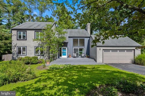 39 Haymarket Ln, Bryn Mawr, PA, 19010-1147 | Card Image