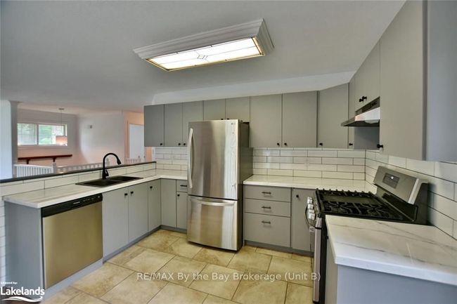 2A Silver Birch Ave, House other with 4 bedrooms, 3 bathrooms and 4 parking in Wasaga Beach ON | Image 24