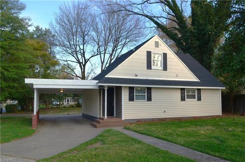 1301 Summit Ave, Greensboro, NC, 27405-6751 | Card Image