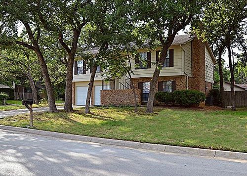 6305 High Country Trl, Arlington, TX, 76016-5211 | Card Image