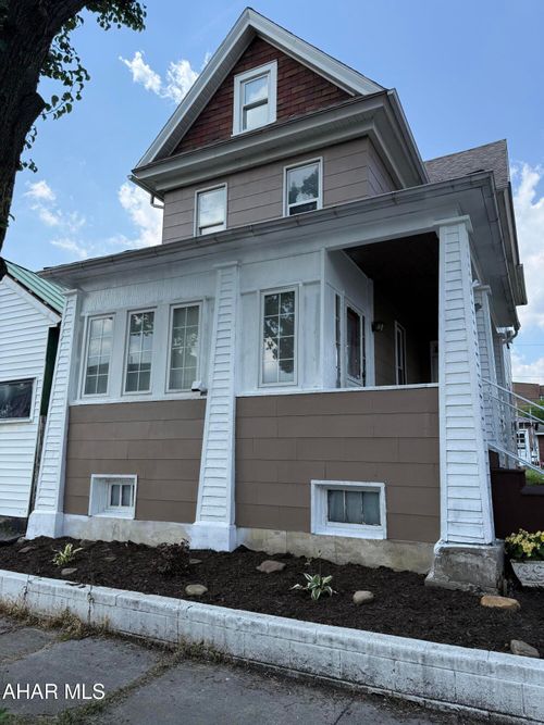 407 N 6th Avenue, Altoona, PA, 16601 | Card Image