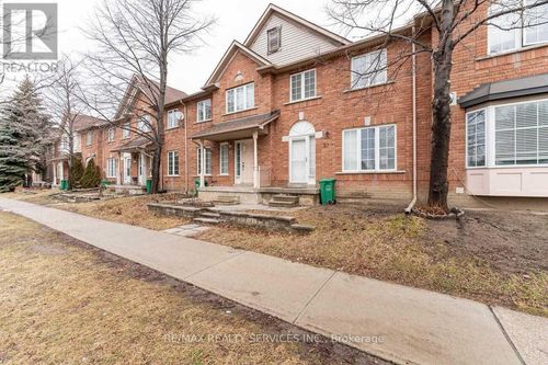97-35 Malta Ave, Brampton, ON, L6Y5B4 | Card Image