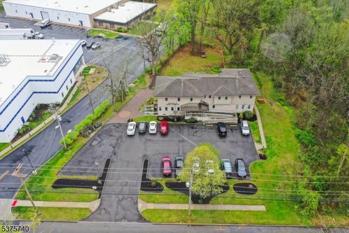 455 Newark Pompton Tpke, Wayne, NJ, 07470-6657 | Card Image