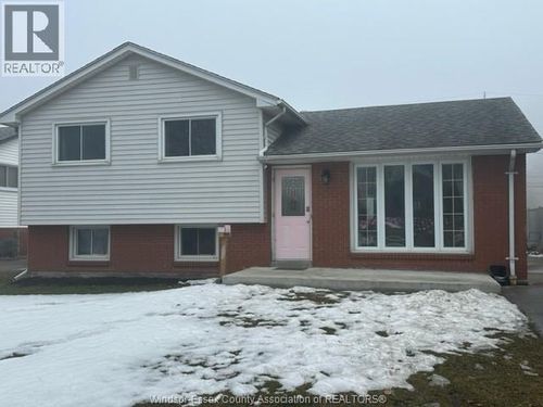 368 Carling Cres, Windsor, ON, N8S3X8 | Card Image