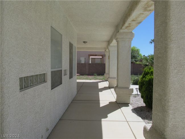 9795 La Cienega St, House other with 5 bedrooms, 3 bathrooms and null parking in Las Vegas NV | Image 41