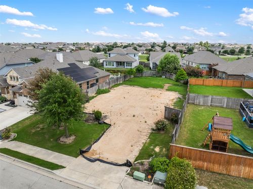 229 Blue Waterleaf Ln, Georgetown, TX, 78626-2316 | Card Image