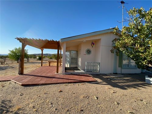 18013 Cholla Chuck Dr, Wikieup, AZ, 85360 | Card Image