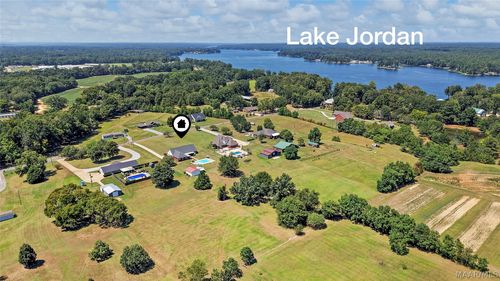 160 Beachwood Rd, Wetumpka, AL, 36092-7853 | Card Image
