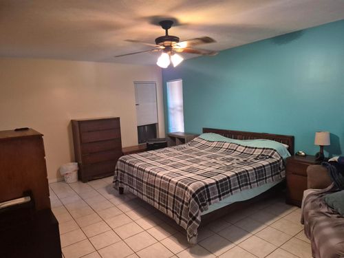 250 Se Walters Ter, Port St. Lucie, FL, 34983-3733 | Card Image