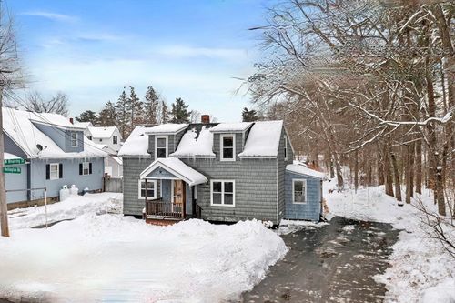 2079 Wellington Rd, Manchester, NH, 03104-5814 | Card Image