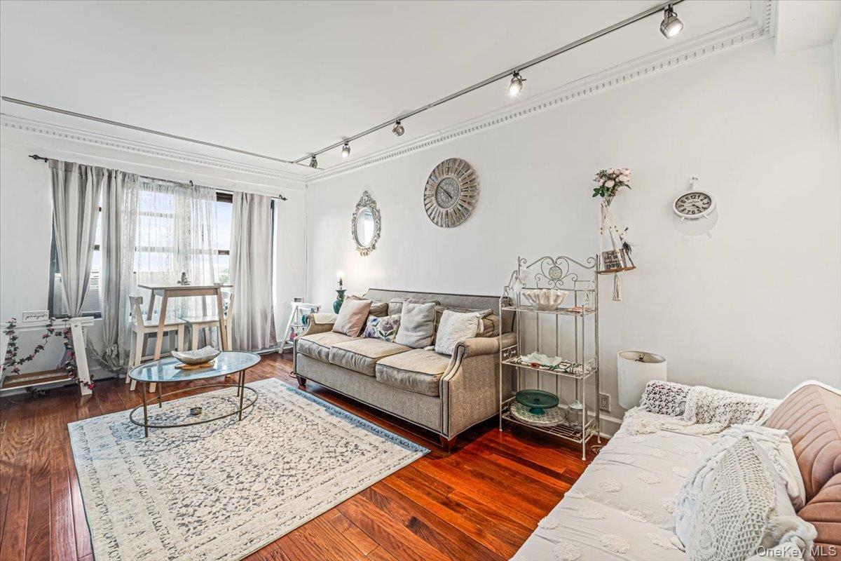 Residential in New York 3