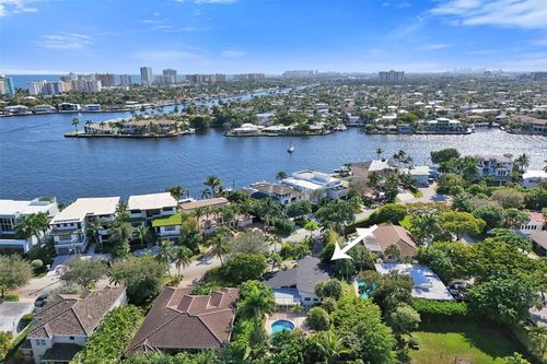 2525 Se 7th Dr, Pompano Beach, FL, 33062-6412 | Card Image