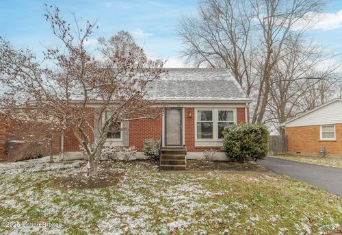 9213 Wendell Way, Jeffersontown, KY, 40299-1637 | Card Image