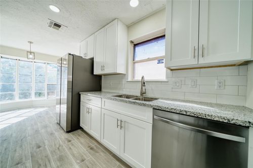 730 Doncrest St, Channelview, TX, 77530-3321 | Card Image