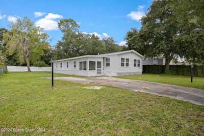 14 Nina Jean Drive, House other with 3 bedrooms, 2 bathrooms and null parking in Melbourne FL | Image 3