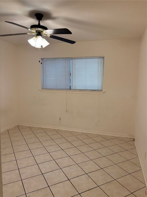 5205 Bennett Ave, Austin, TX, 78751-2222 | Card Image