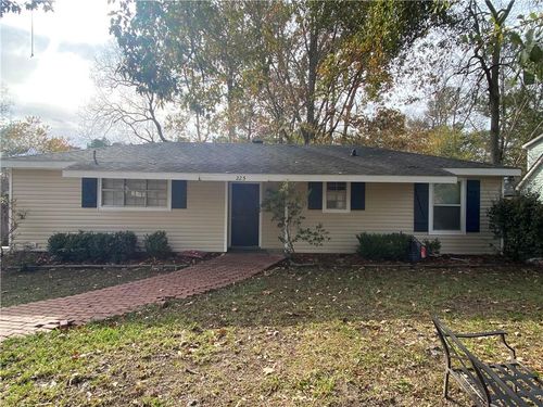 225 Surgi Dr, Mandeville, LA, 70448-2264 | Card Image