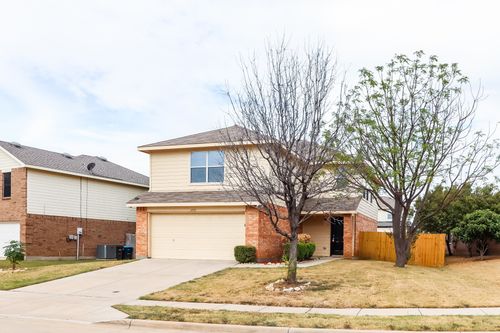 6933 Meadow Way Lane, Fort Worth, TX, 76179 | Card Image