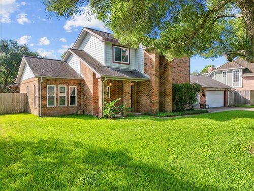 1016 Glenshannon Ave, Friendswood, TX, 77546-5340 | Card Image