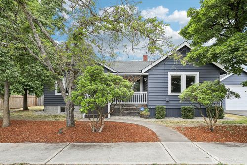 611 Elizabeth St, Sumner, WA, 98390-1125 | Card Image