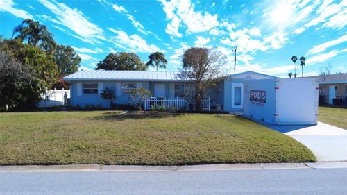 2534 Waneta Dr, Sarasota, FL, 34231-4946 | Card Image