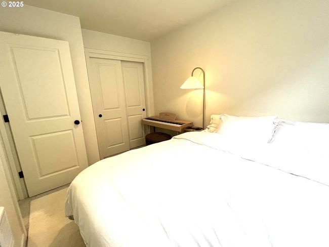 5 - 12072 Se Pine St, Condo with 2 bedrooms, 2 bathrooms and null parking in Portland OR | Image 17