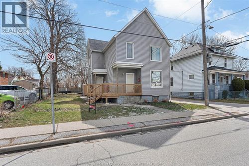 559 Assumption St, Windsor, ON, N9A3B3 | Card Image