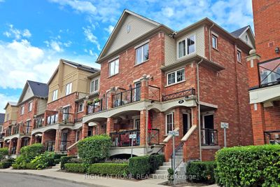 9 - 2450 Post Rd, Condo with 2 bedrooms, 2 bathrooms and 1 parking in Oakville ON | Image 3