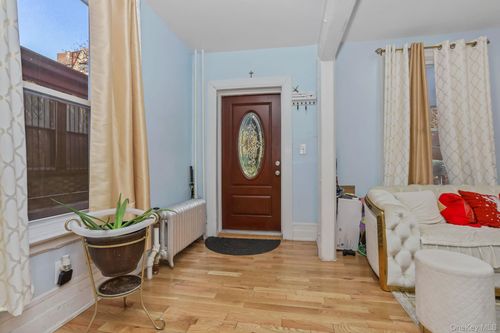 1955 Andrews Avenue S, New York, NY, 10453 | Card Image