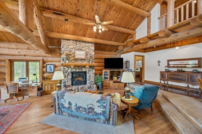 22506 Other, House other with 3 bedrooms, 3 bathrooms and null parking in Deadwood SD | Image 17