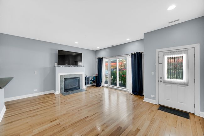 APT-1 - 3436 Harlem Ave, Condo with 3 bedrooms, 2 bathrooms and 1 parking in Chicago IL | Image 6