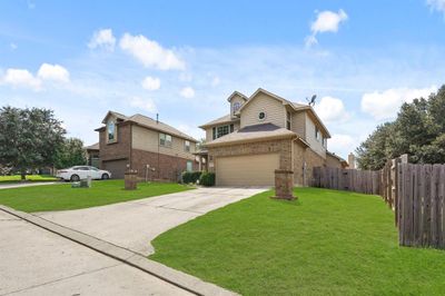 4909 Summer Ridge Drive, House other with 4 bedrooms, 2 bathrooms and null parking in Conroe TX | Image 1