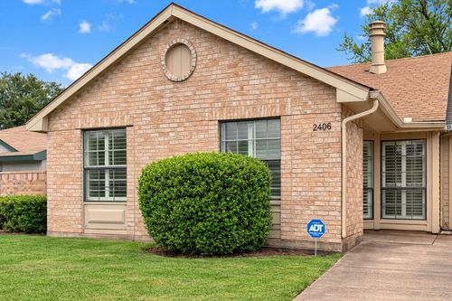 2406 Sunflower Dr, Arlington, TX, 76014-1842 | Card Image