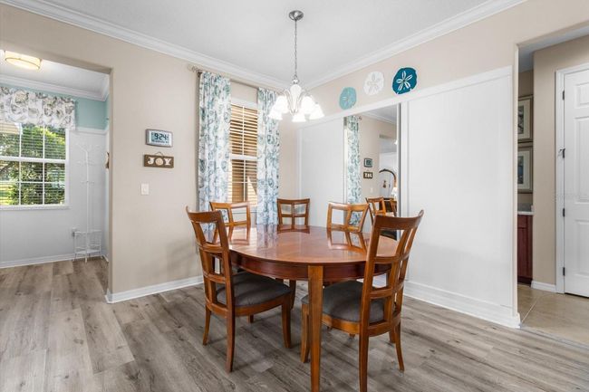 9926 Sw 95 Th Loop, House other with 2 bedrooms, 2 bathrooms and null parking in Ocala FL | Image 7