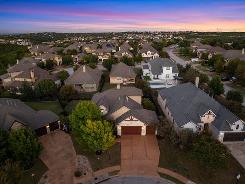103 Edinburgh Isle Ct, Lakeway, TX, 78738-1140 | Card Image