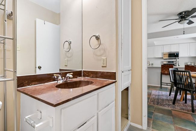 APT-101 - 8340 Fathom Cir, Condo with 2 bedrooms, 2 bathrooms and 1 parking in Austin TX | Image 17