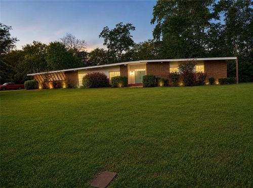 437 Orchard Ln, Sandersville, GA, 31082-9245 | Card Image